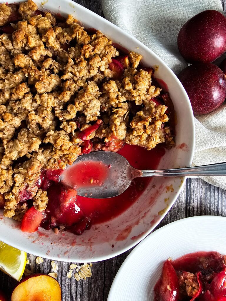 Easy Plum Crisp – Sweet and Perfectly Crunchy
