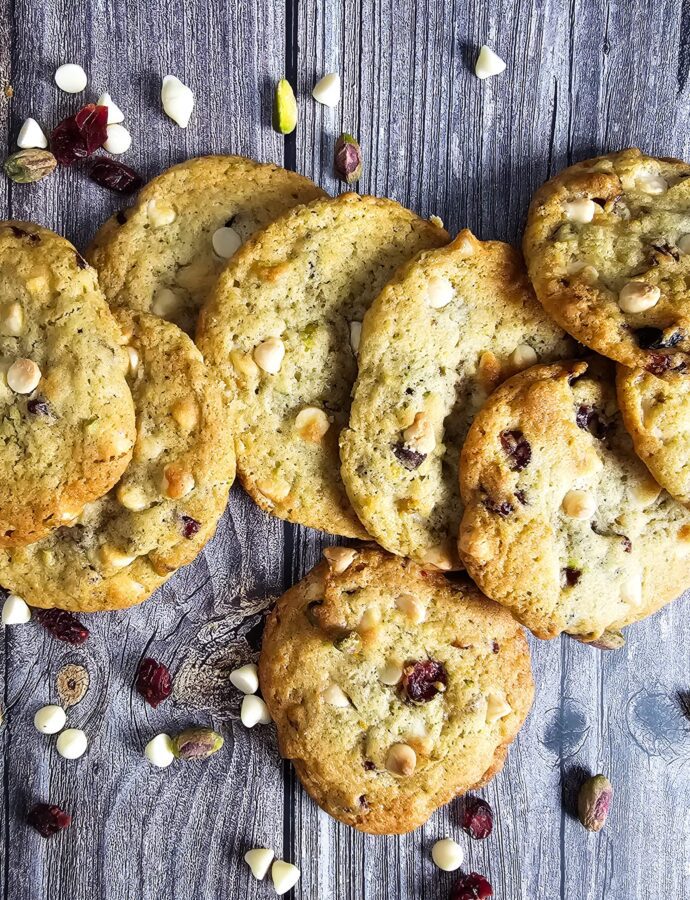 Soft & Chewy White Chocolate Cranberry Cookies