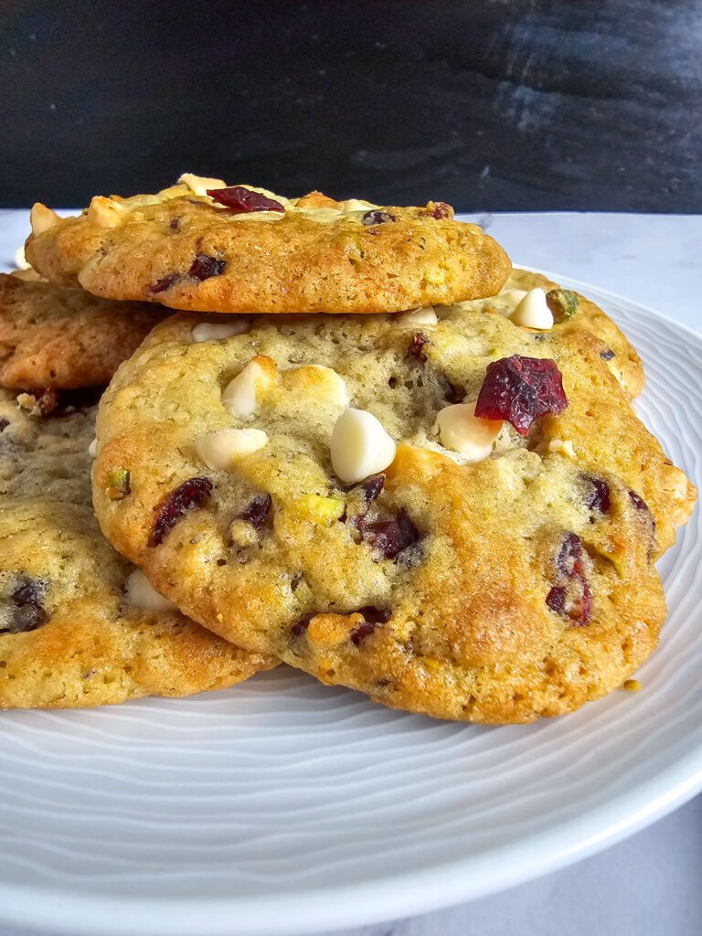 Soft & Chewy White Chocolate Cranberry Cookies