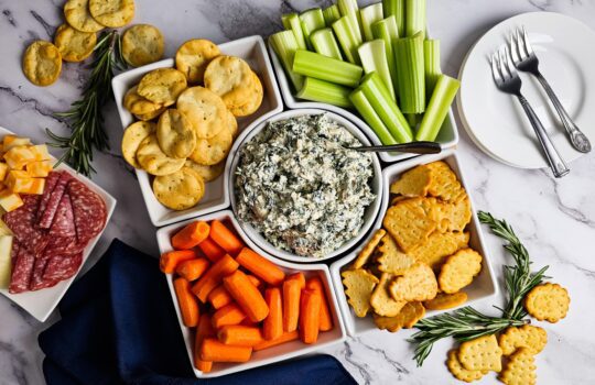 Easy No-Bake Spinach Dip | Ready in 10 Minutes