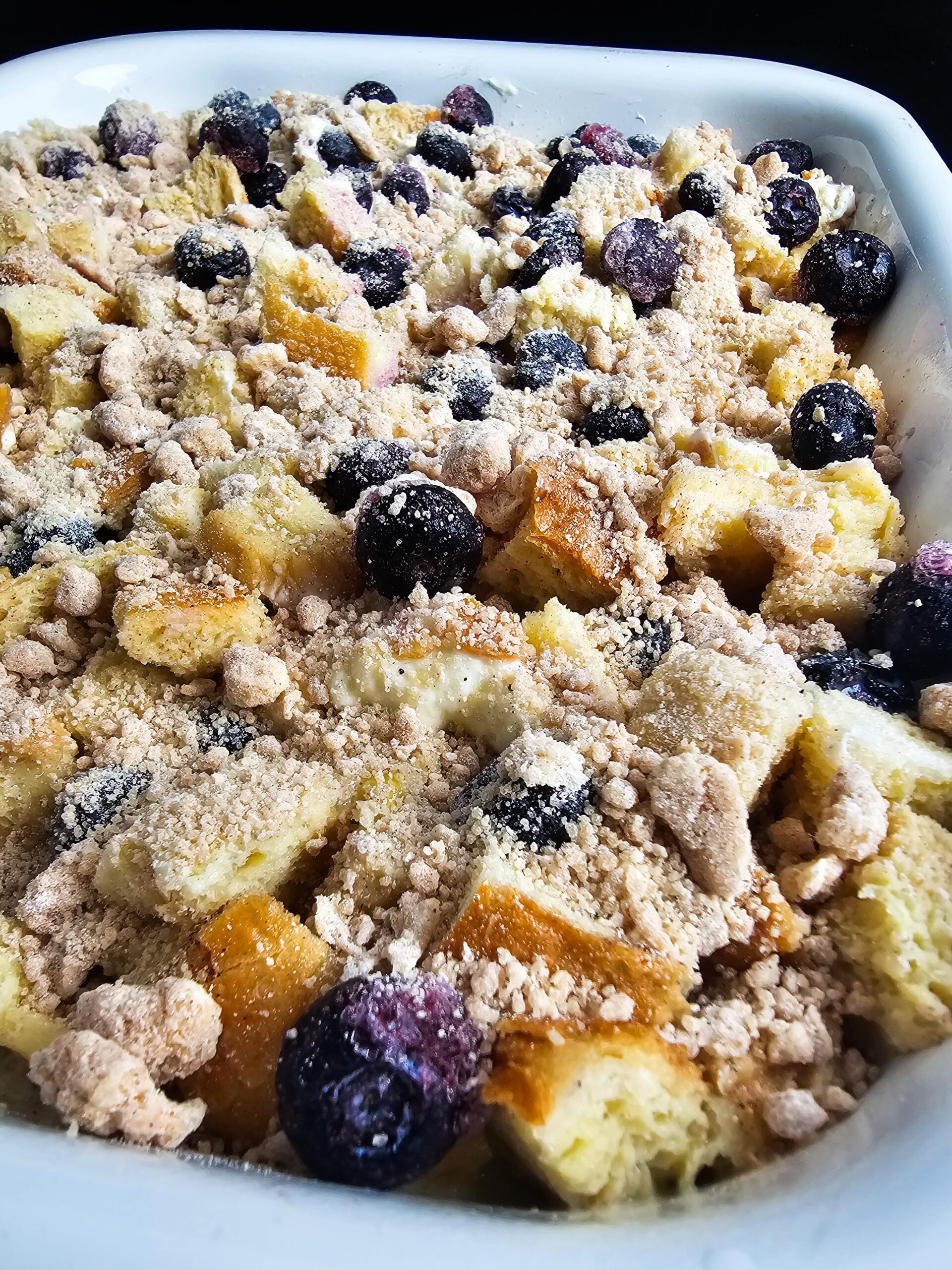 ADD THE BROWN SUGAR CRUMBLE ON THE CASSEROLE