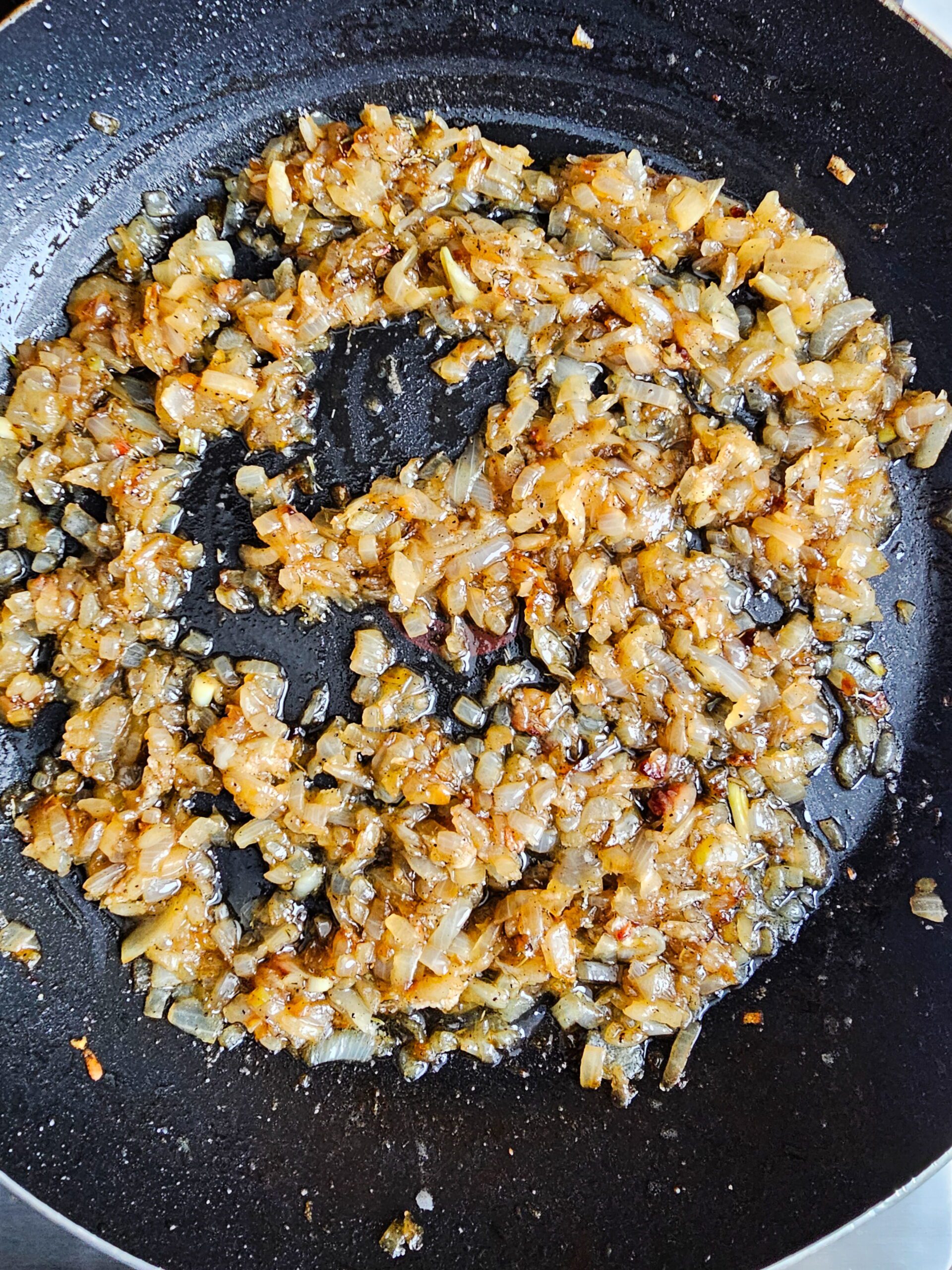 CARMELIZE THE ONIONS TO PERFECTION