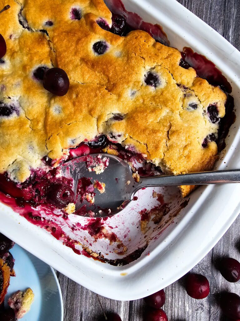 Fresh Cherry Cobbler Recipe – Soft, Juicy Cherries with a Buttery, Flaky Topping