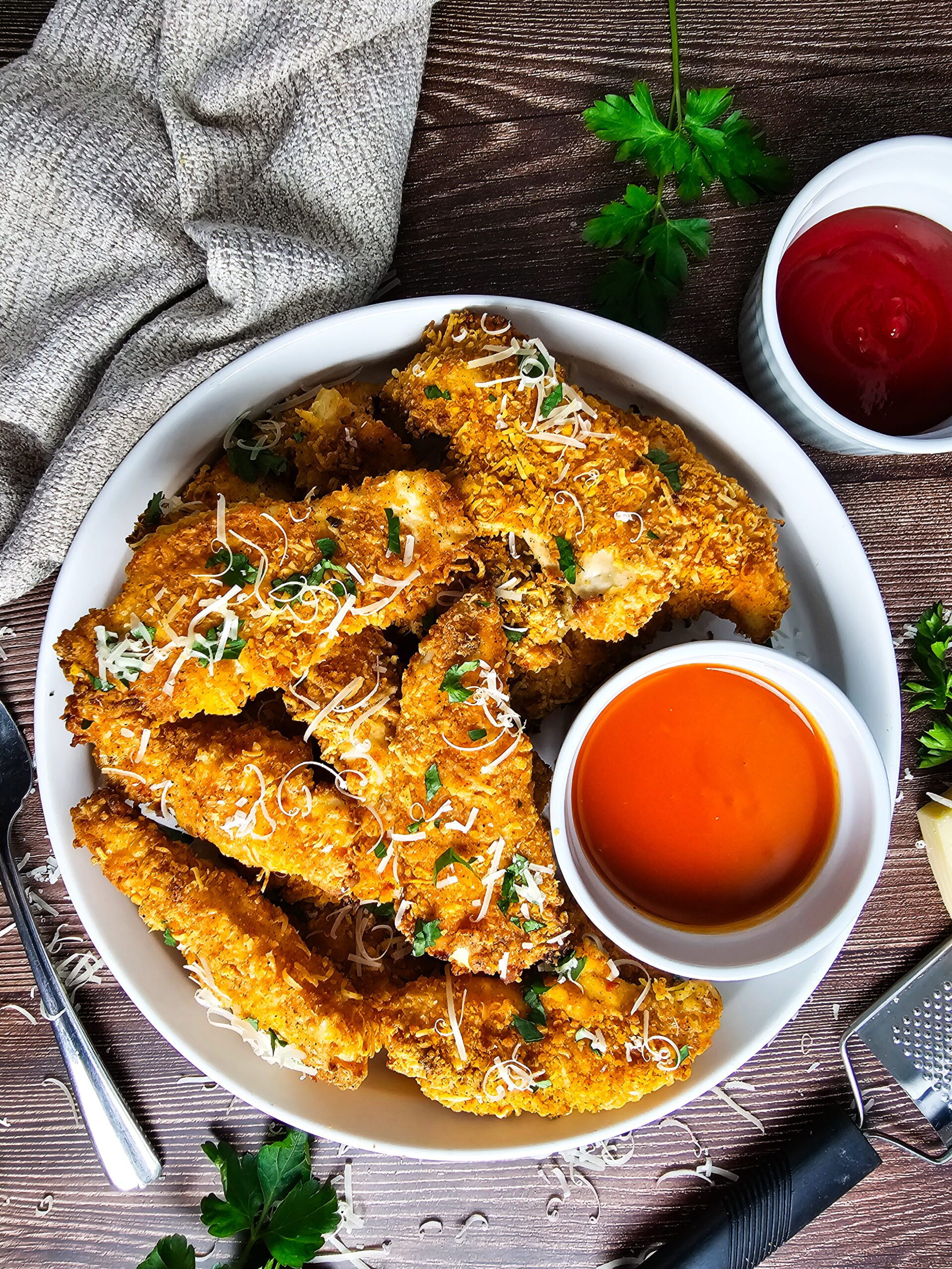 SERVE AND ENJOY WITH YOUR FAVORITE DIPPING SAUCE